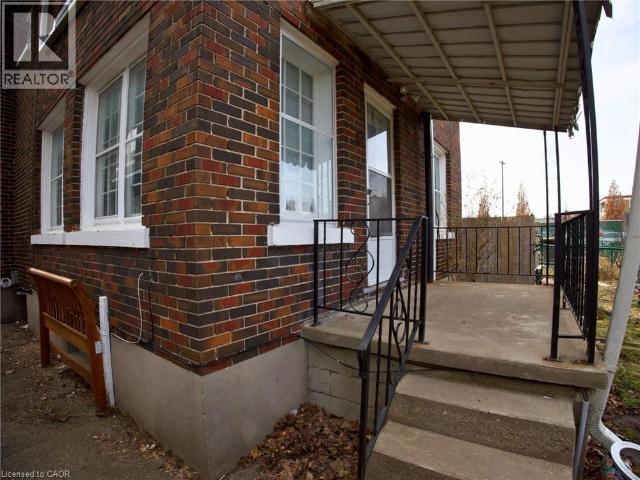 511 KING Street Unit# B, Woodstock, Ontario, N4S1M7