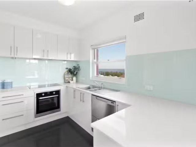 5/11 Hill Street, Coogee Apartment for rent Listed by Claudia.
