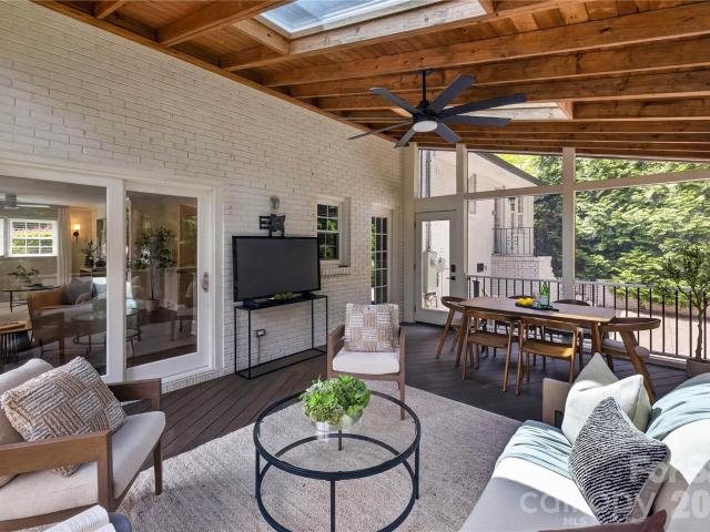 511 Merwick Circle