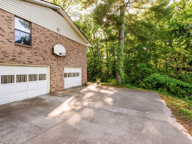 511 shawn dr