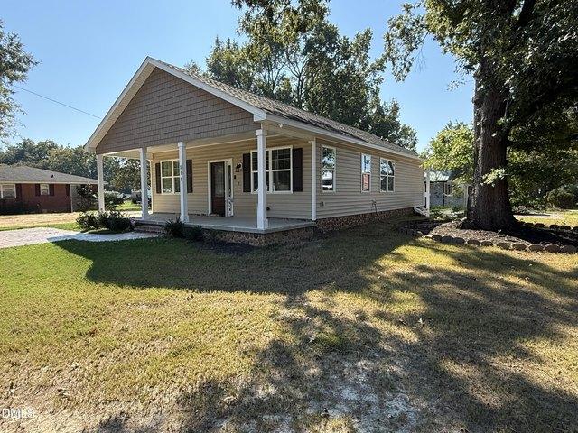511 W Noble St, Selma, NC 27576