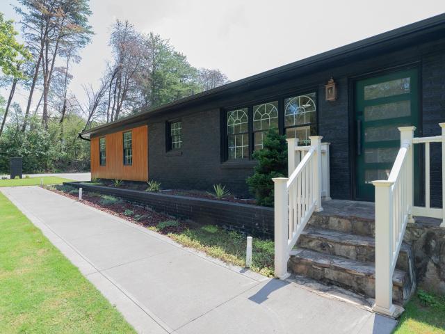 511 Woburn Court