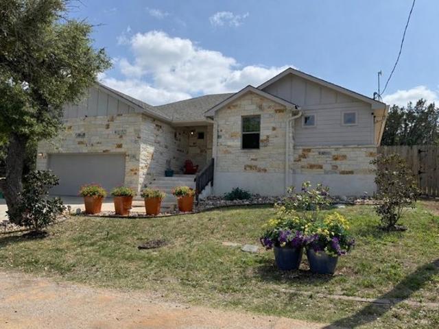 511 Taylor Dr, Horseshoe Bay, TX 78657