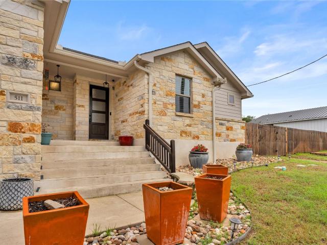 511 Taylor Dr