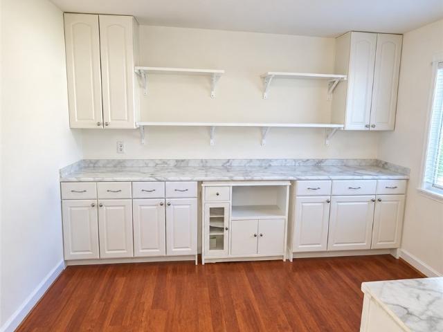 5124 Northcliff Loop W