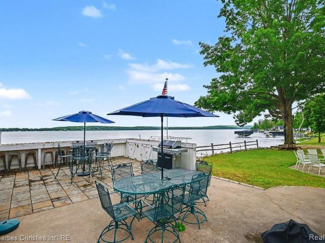 5124 Beechwood Avenue # 1