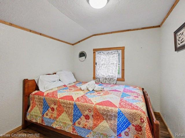 5124 Beechwood Avenue # 8