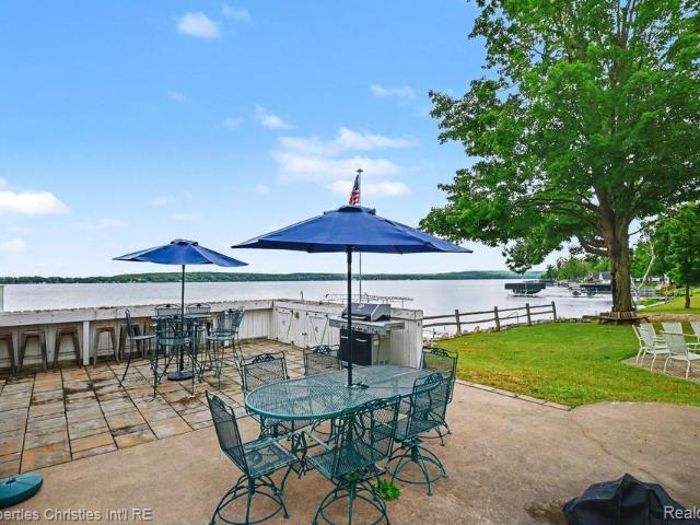 5124 Beechwood Avenue # 9