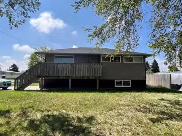 5124 42 Avenue, Taber, AB, T1G 1X3 house for sale Listing I.