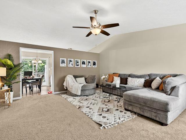 5126 Carob