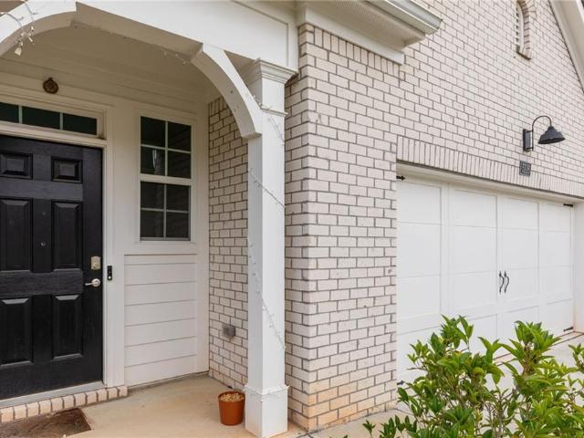 5126 Tulip Square