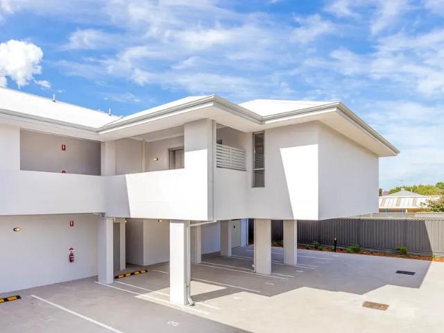 5/120 Surrey Road Rivervale, WA 6103