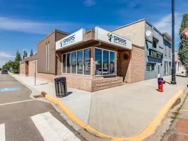 5120 50 Avenue, Olds, AB, T4H 1A5 commercial for sale Listi.