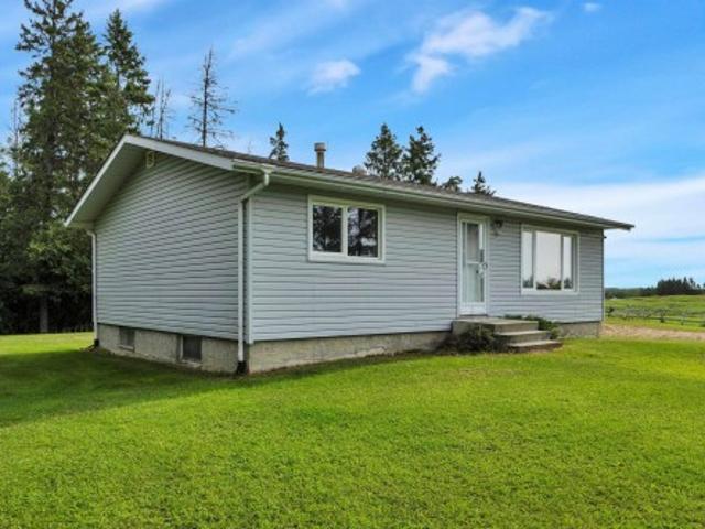 51219 Rge Road 233, Rural Strathcona County, AB, T8B 1K8 Luxury House for sale | Listing ID E4509 | Royal LePage Carriage Trade Luxury Properties