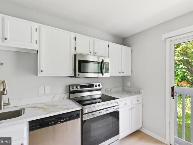 5121 S South Barnaby Road