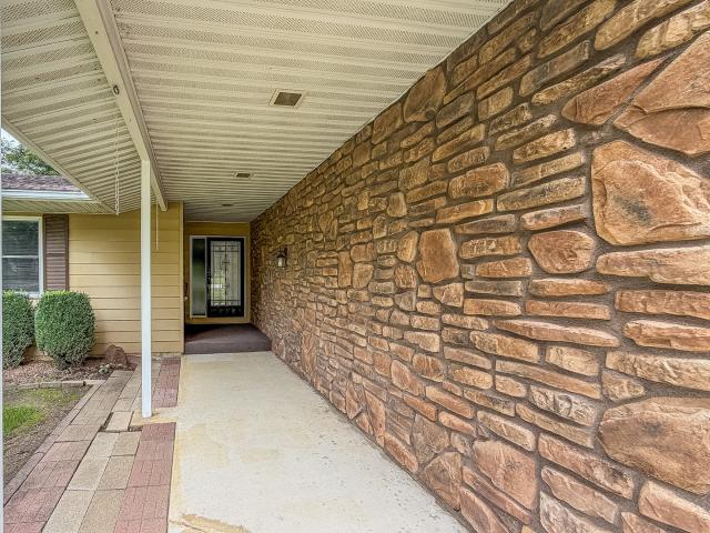 512 County Road 2490