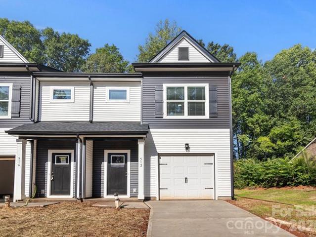 512 Carolyn Ln, Charlotte, NC 28213