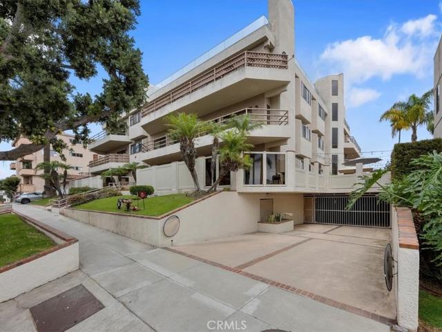 512 Esplanade, Unit 303, Redondo Beach, CA 90277 | MLS #PV26033
