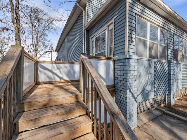512 Ottawa St, Leavenworth, KS 66048 | MLS #2592