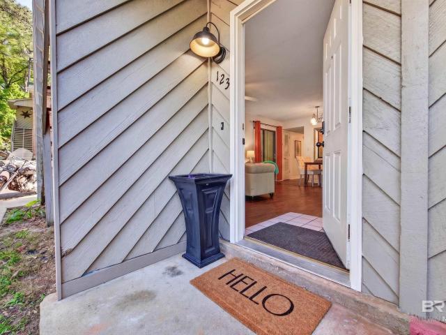 512 Lake Forest Boulevard 123F