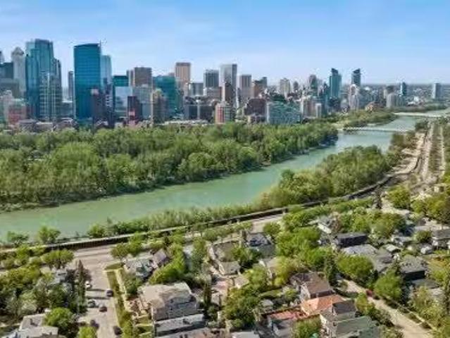 512 Memorial Drive Nw, Calgary, AB, T2N 3C4 house for sale.