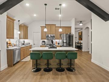 512 Navo Rd, Little Elm, TX 75068 | MLS #21254