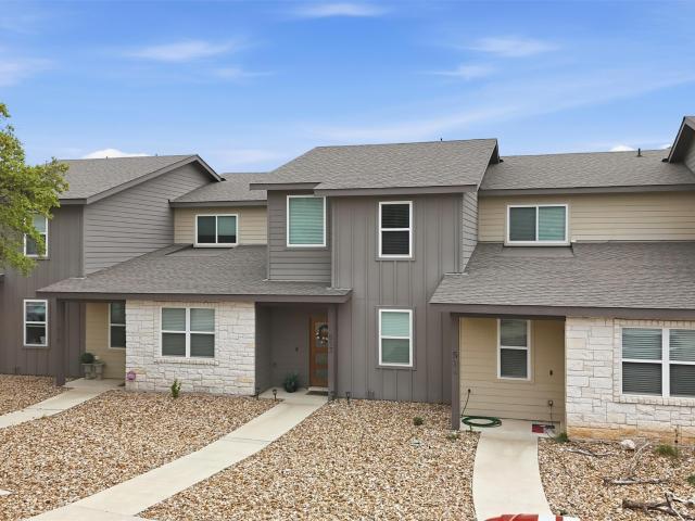 512 Palmer Dr, Point Venture, TX 78645 | MLS #6550