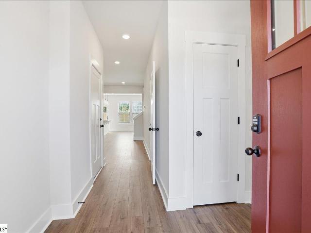 512 Round Rock Way