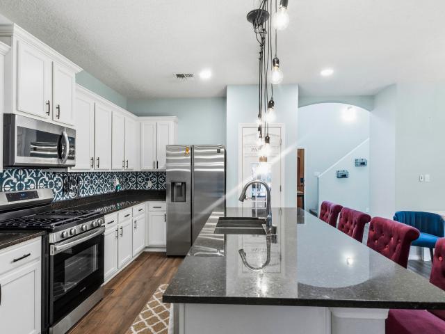 512 Twilight Vista Lane SW