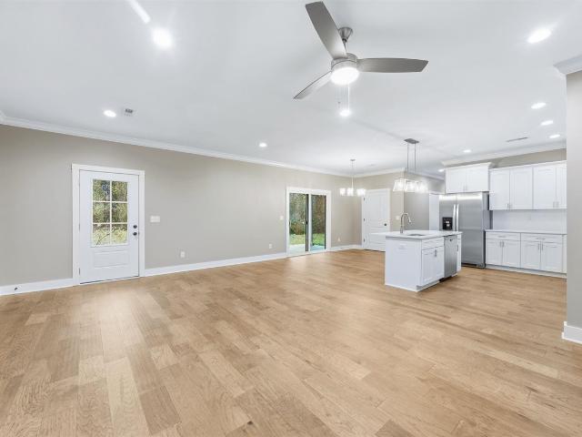 512 Unit 811 Old Lovers Lane