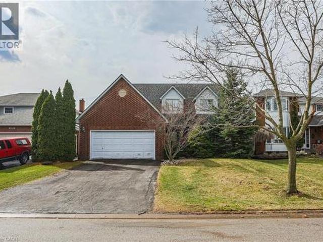 5134 Oakwood Avenue, Beamsville, ON, L0R 1B8 house for sale | Listing ID 40817 | Royal LePage