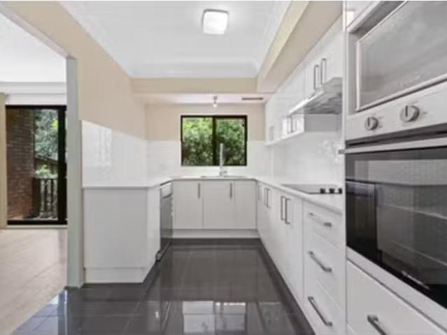 5/134 136 Crimea Road, Marsfield Townhouse for rent Listed by.