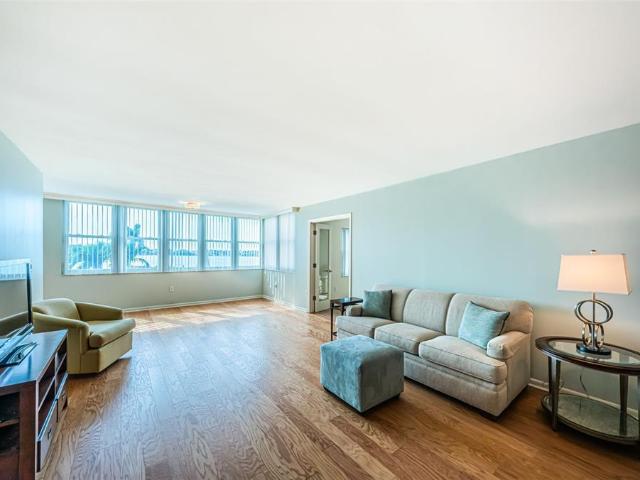 5130 Brittany Dr S, Unit 202, St. Petersburg, FL 33715 | MLS #TB8514