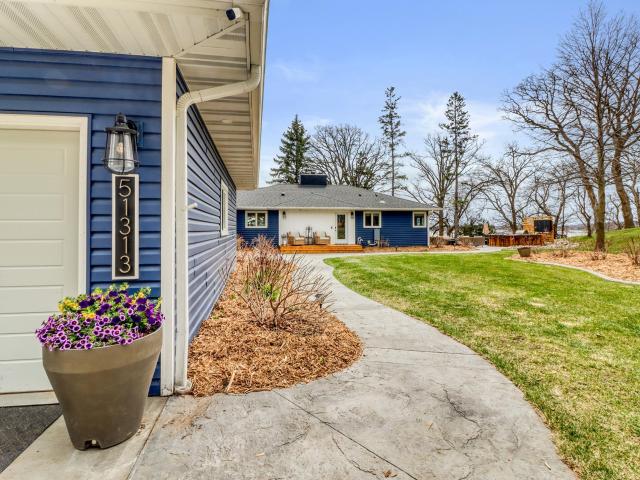 51313 Knoll Road