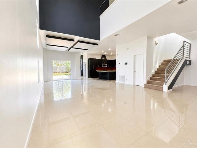 5132 Shalom Drive