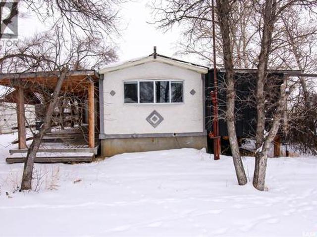 513 5 Nd Avenue S, Simmie, SK, S0N 2N0 house for sale | Listing ID SK025569 | Royal LePage