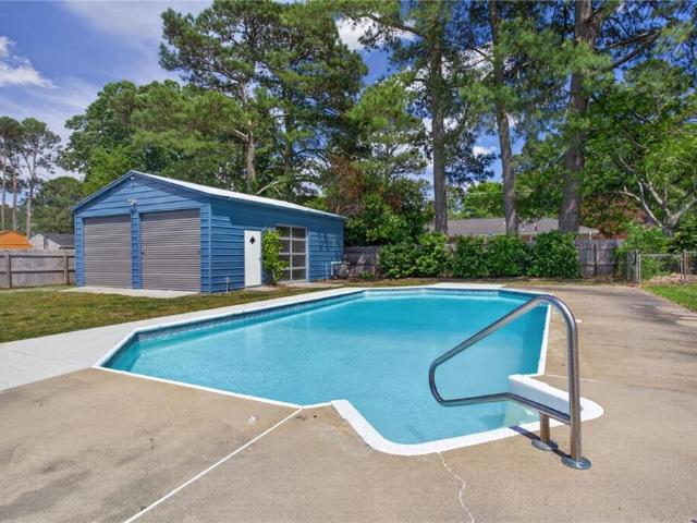 513 Corapeake DR