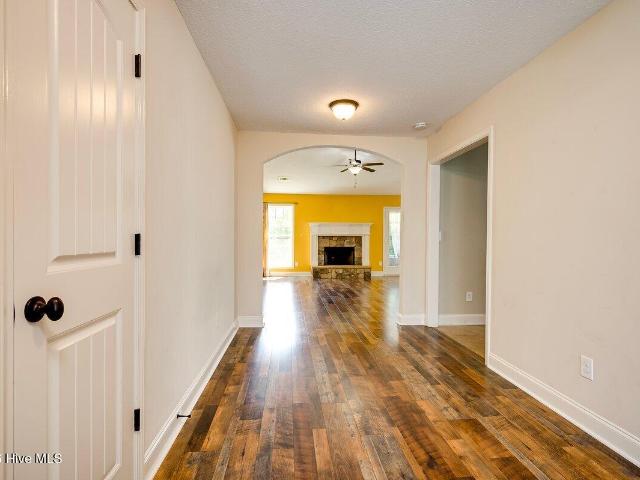 513 Capstone Way