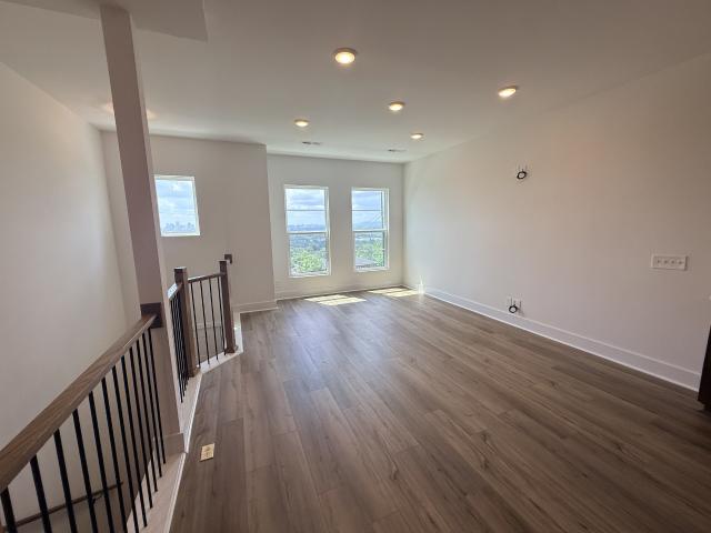 513 Cityscape Dr