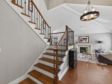 513 Buttonwood Drive