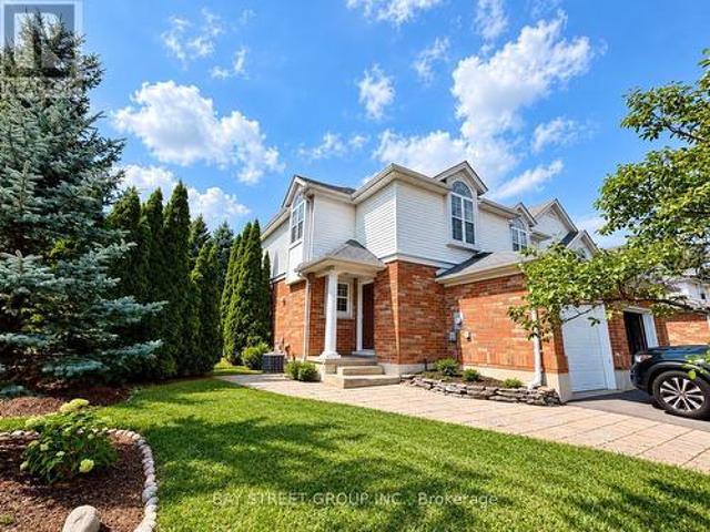 513 Mariner Drive, Waterloo, ON, N2K 3Y7 house for sale | Listing ID X13749 | Royal LePage