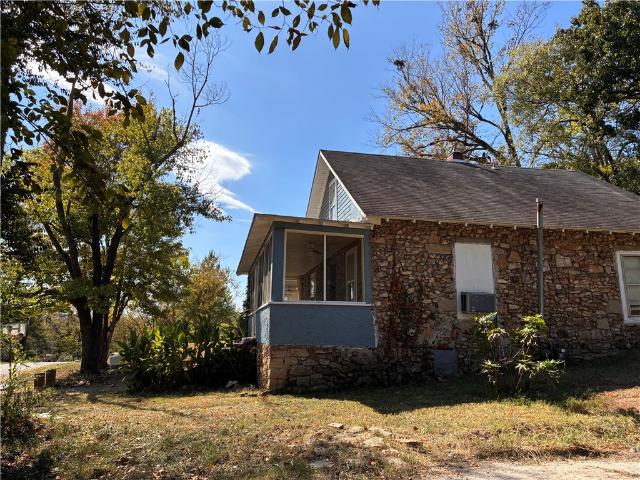 513 McLean Avenue