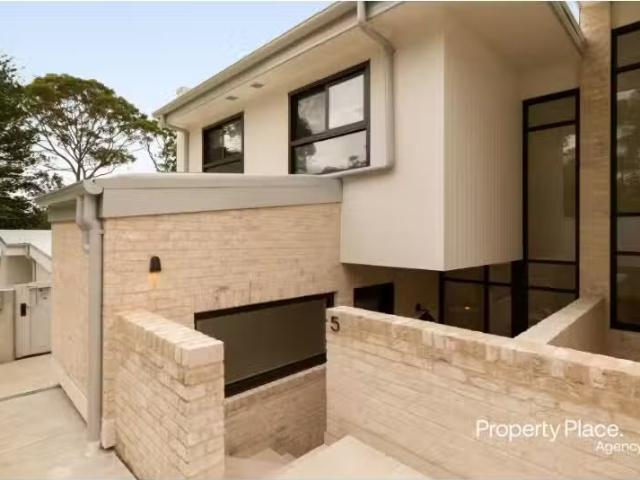 5/13 Rawson Parade, Caringbah South Townhouse for rent Listed.