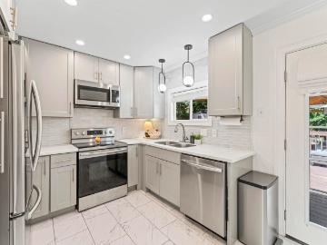 5144 Northumberland Road