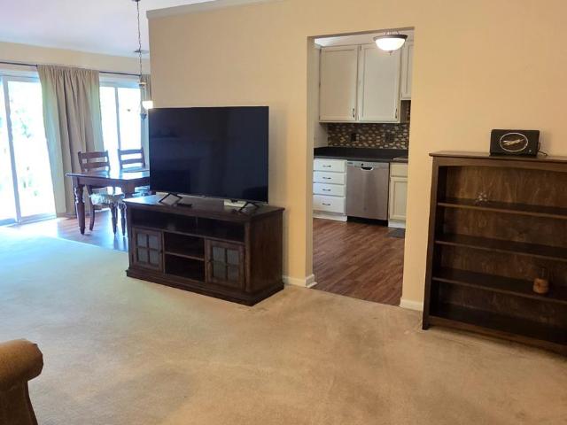 5149 Carriage Hill