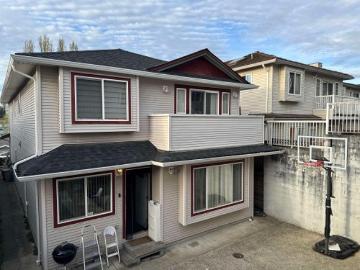 Greater Vancouver - Garden, Parking
