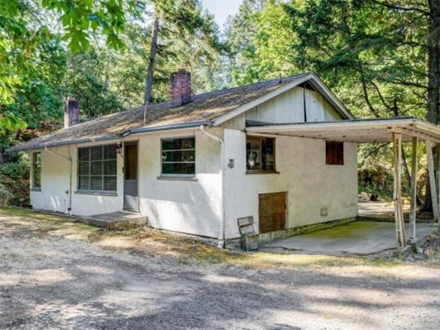 5142 West Saanich Rd, Saanich, BC, V9E 2E7 house for sale | Listing ID 1044 | Royal LePage