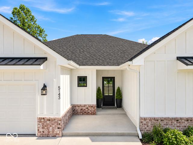 5143 Oak Ridge Place