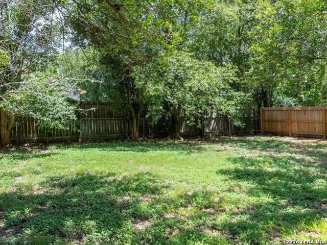 514 E Bandera Rd