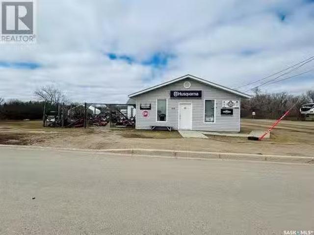 514 Ellice Street, Moosomin, SK, S0G 3N0 commercial for sale.